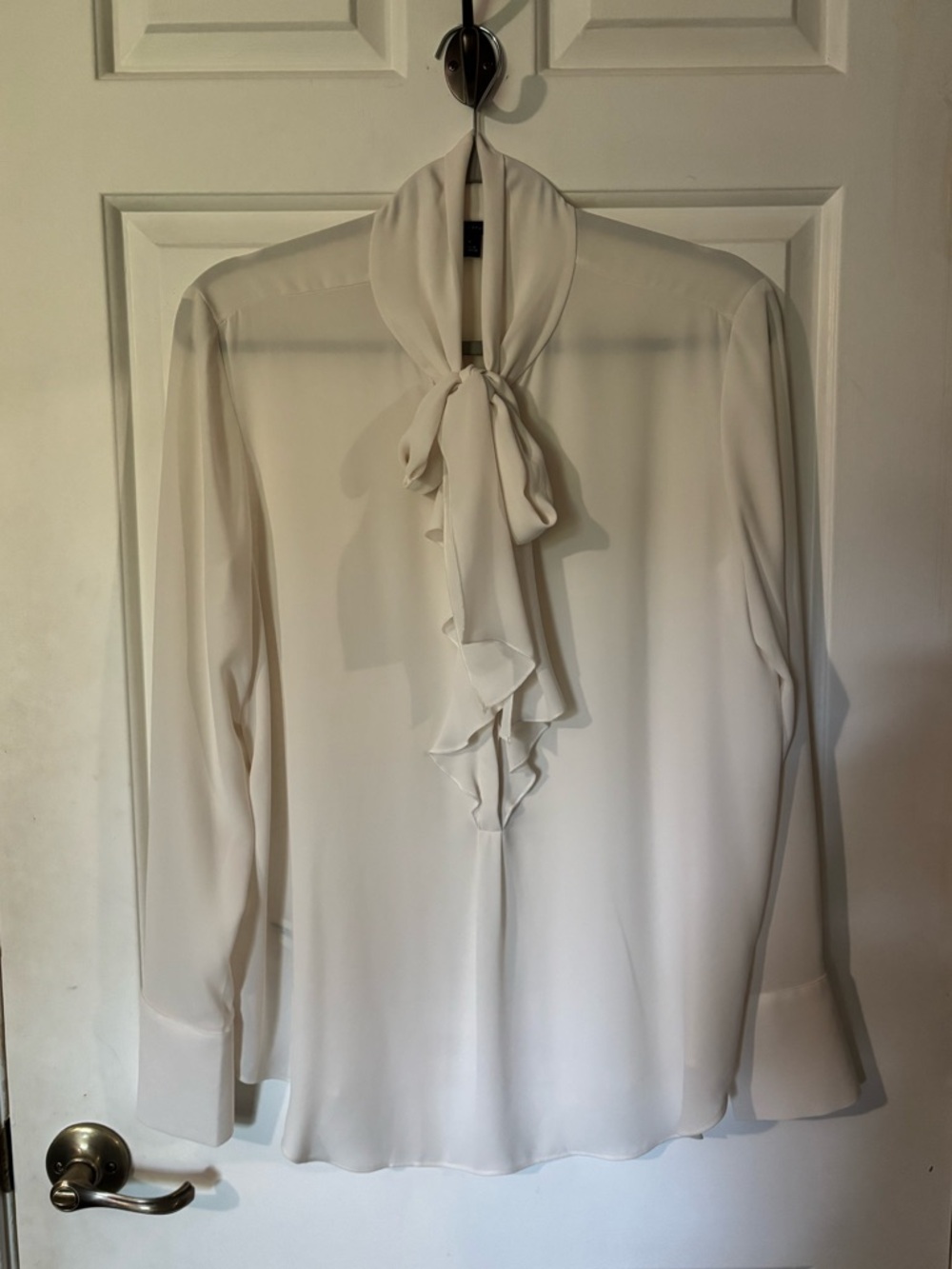Women's Cream Tie-Neck Blouse. Elegant & beautiful. Sheer. Medium. Ann Taylor.